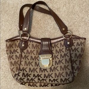 Michael Kors purse
